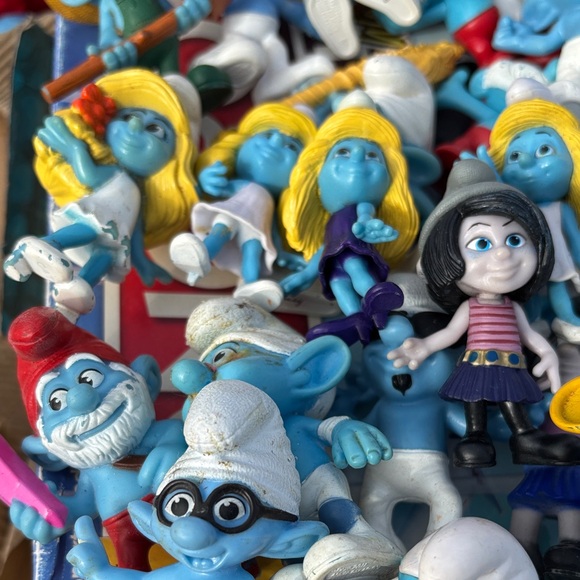 Smurfs Blue and White Toy Set lot - Picture 11 of 11
